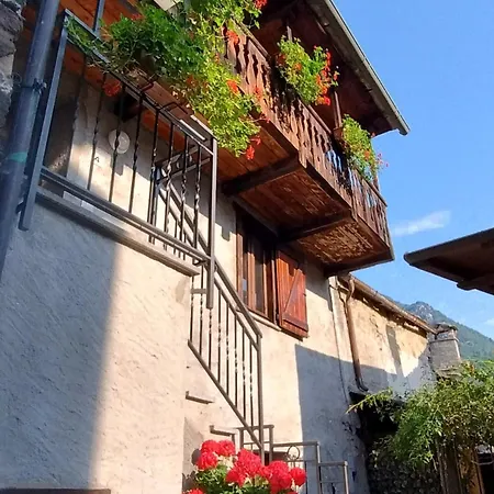 Holiday home Ca D'elsa Pieve Vergonte