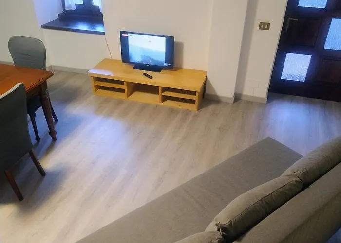 Ca D'elsa بيت للعطل *