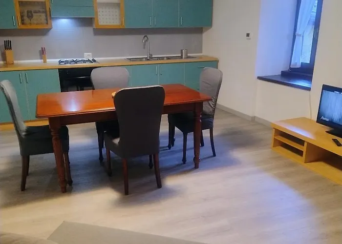 Ca D'elsa بيت للعطل